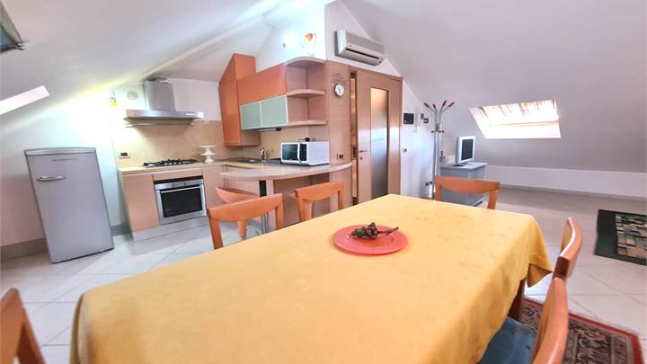 Appartement dans louer à Mantova