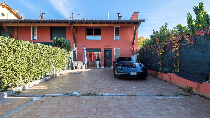 Terraced house for sale in Bardolino