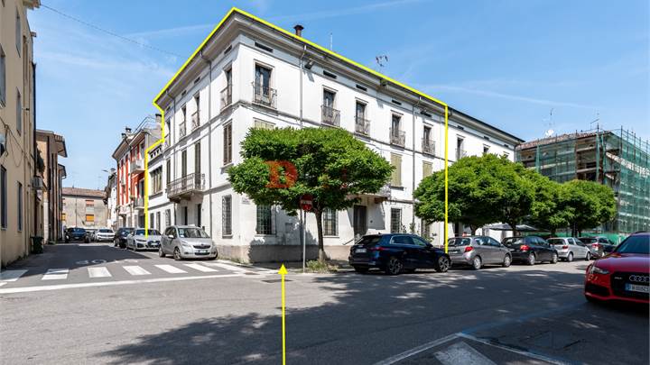 inmueble/edificio en venta la Viadana