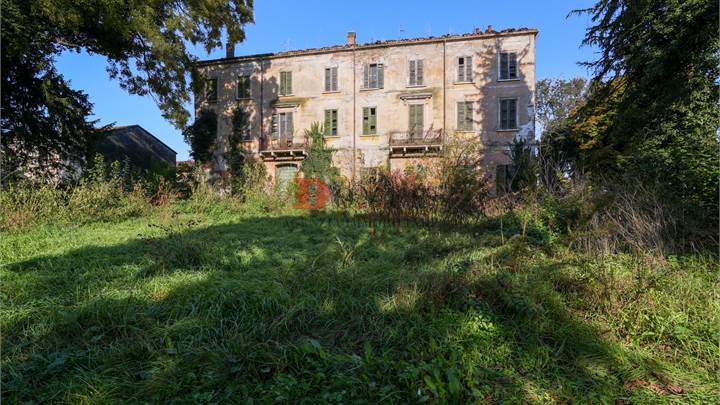 inmueble/edificio en venta la Bagnolo San Vito