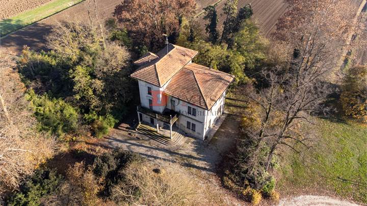 Villa / Haus zu verkauf in Marcaria