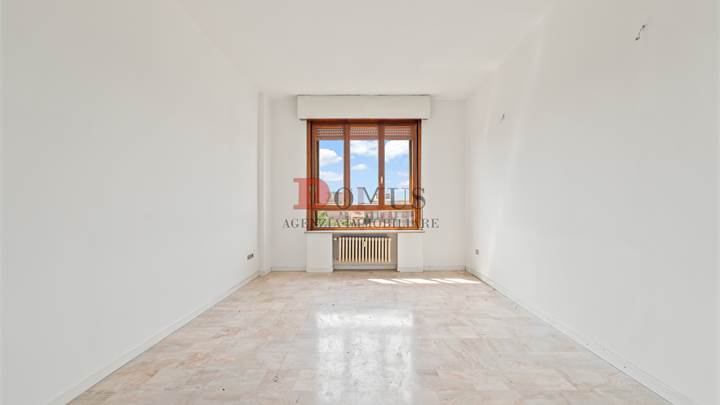 3 locales en venta la Mantova