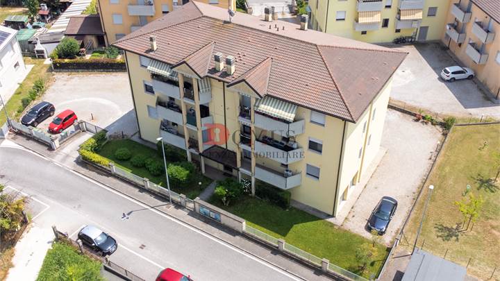 Ampio bilocale con garage