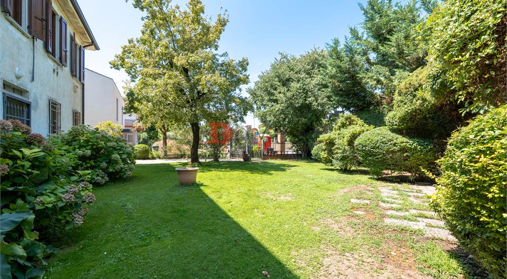 Giardino fronte