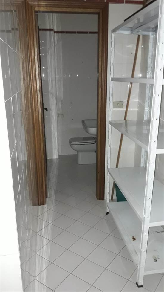 Bagno con antibagno