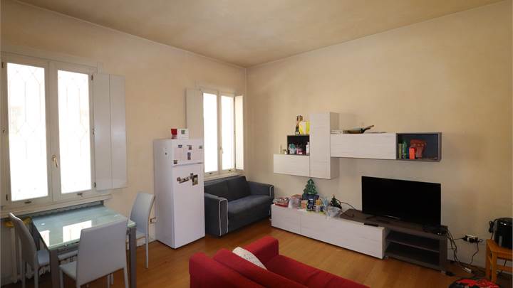 3 locales en renta la Mantova