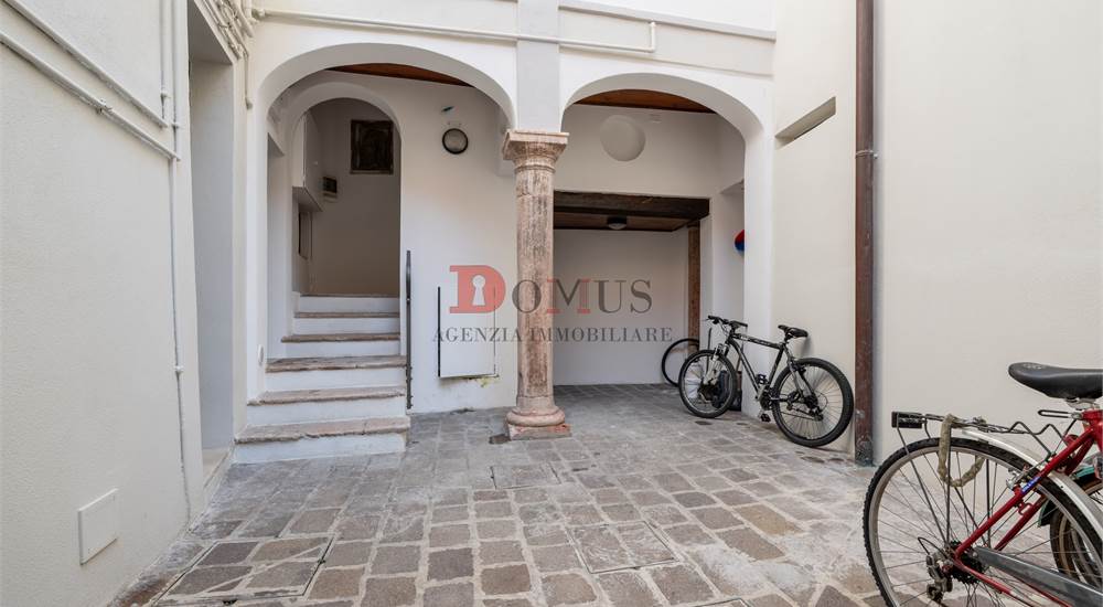 Cortile condominiale