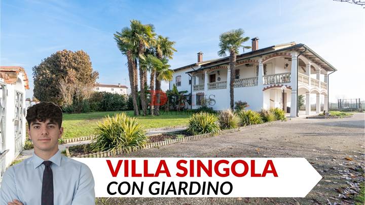 VILLA SINGOLA ABITABILE DA SUBITO