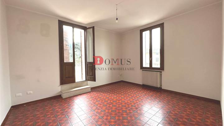 Trilocale con terrazzo