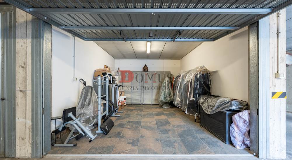 Garage 2