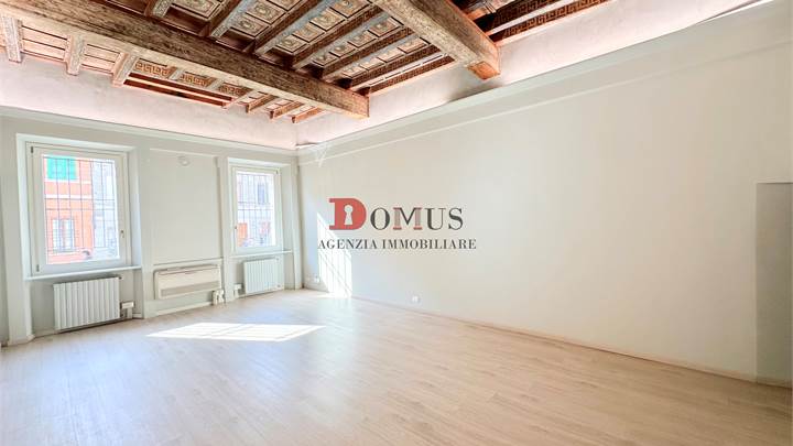 Office в аренда для Mantova