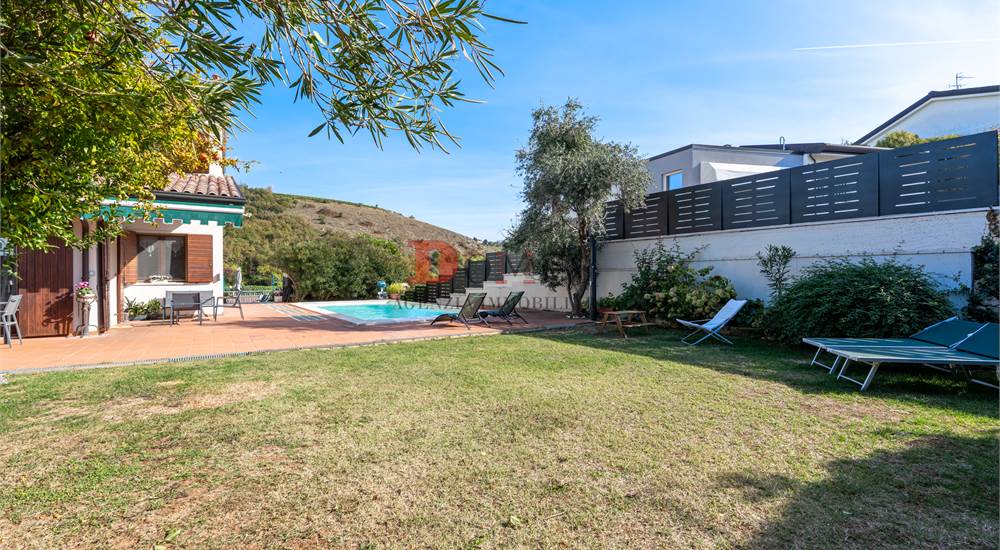 Giardino fronte